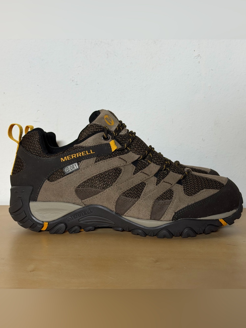 Merrell Alverstone Waterproof Hiking Boots Brown Men's Size 11W Trail Shoes